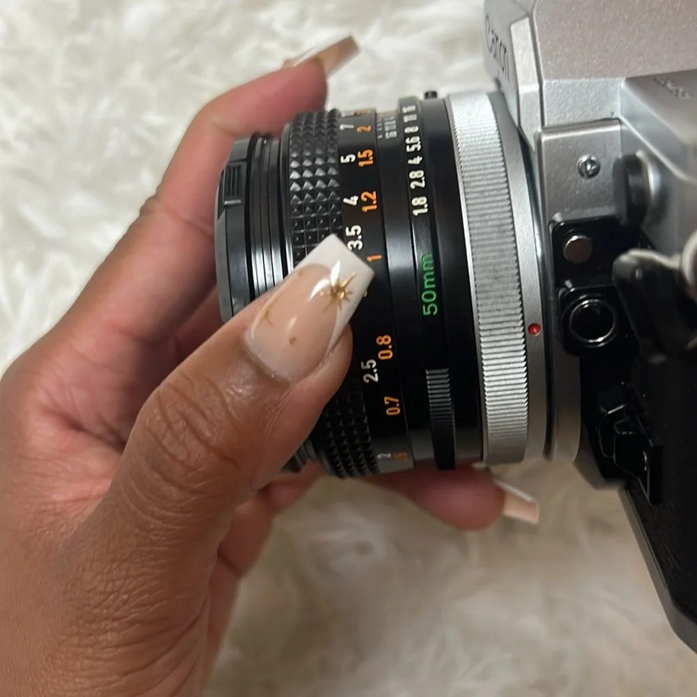 CANON AE1